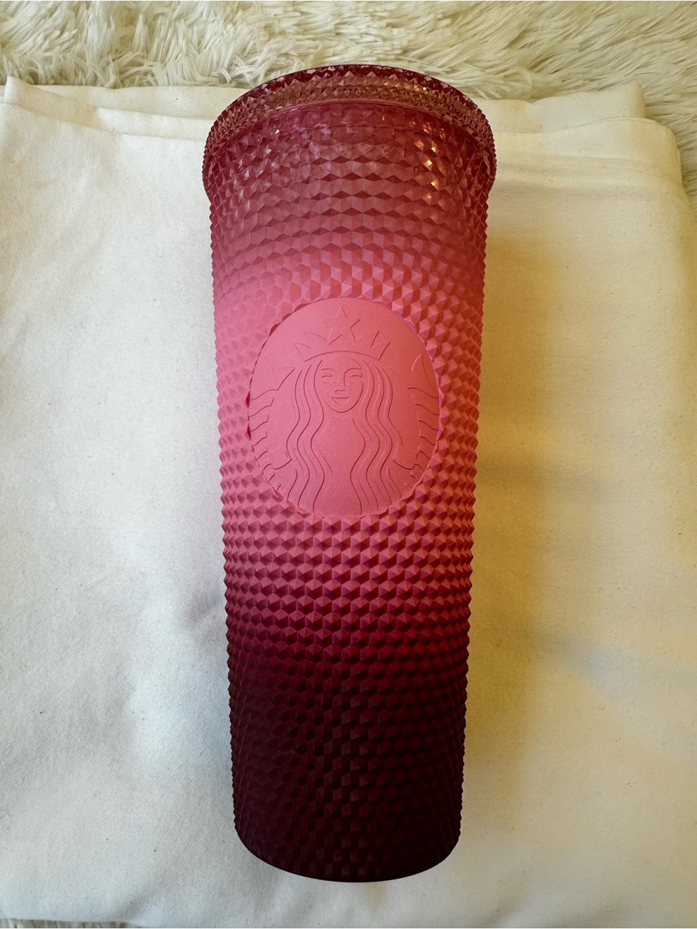 Starbucks Holiday 2022 Waxberry Ombre Studded Bling Tumbler 24oz Venti Pink Red